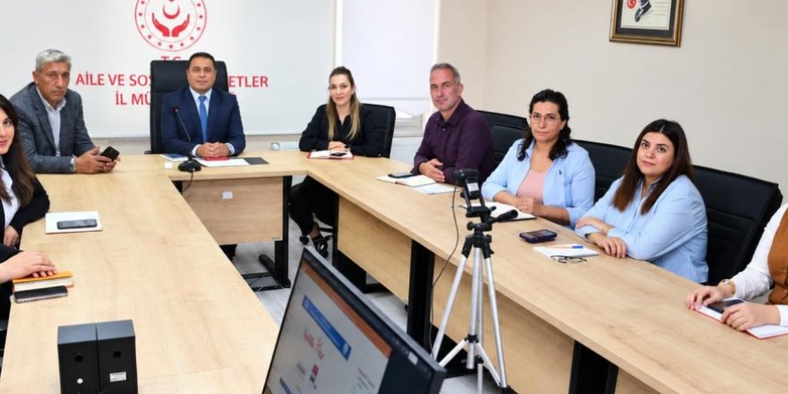 Kars’ta “İyilik Var” Platformu Değerlendirme Toplantısı Gerçekleştirildi