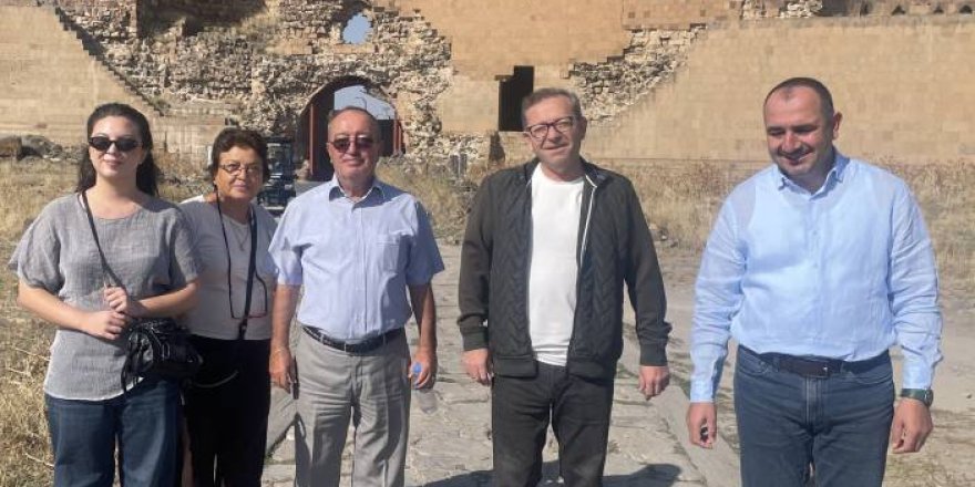 Vali Polat, Ani Ören Yeri’ndeki çalışmaları inceledi