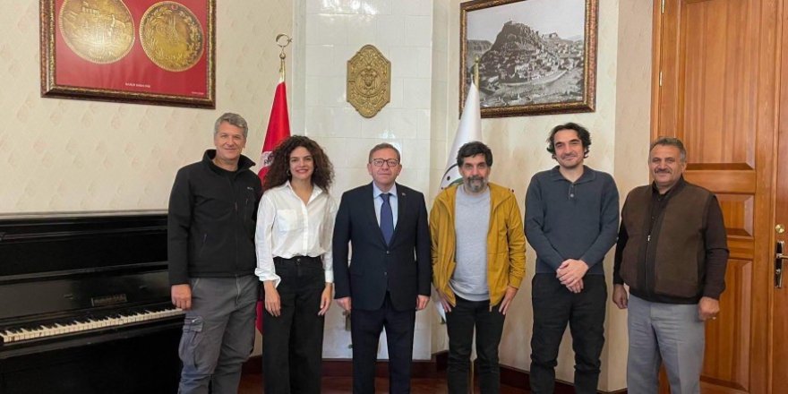 Vali Ziya Polat, Sinema Filmi Ekibini Makamında Ağırladı