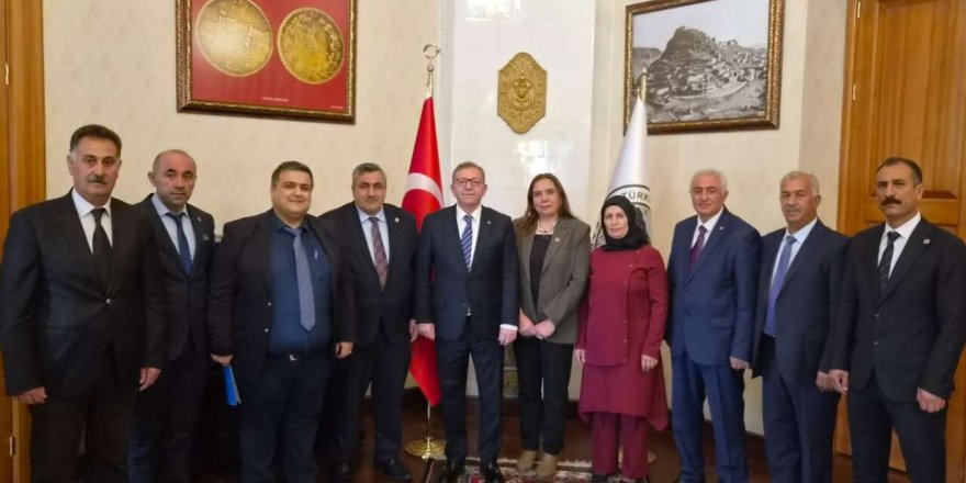 Vali Ziya Polat muhtarları makamında kabul etti