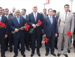 Şahin Mustafayev Kars’ta