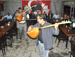 MHP İftar Çadırında Aşıklar Şöleni