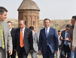 Ani mimari yapısı şehre taşınıyor
