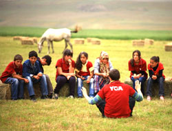 Genç Gurular Kars’ta