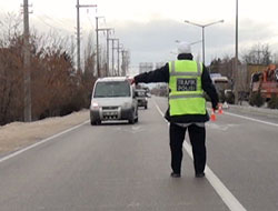 Trafikçilerin yakaları artık kameralı