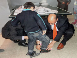 Öğrencilere Bayramlık Ayakkabı