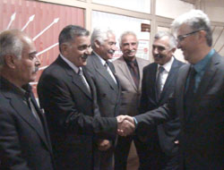 Vali Tepe, CHP’yi ziyaret etti