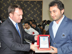 Voleybol eğlence ile bitti