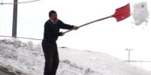 Çatılarda kar temizlemenin metotları