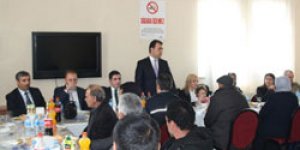 Şehit ve gazi aileleriyle bir araya geldi