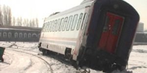 Doğu Ekspresi raydan çıktı