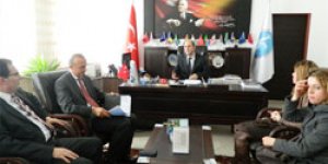 Karadenizlilerden Rektör Özcana Ziyaret