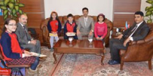 Sultanlardan Başkonsolosa ziyaret