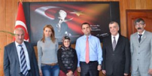 Başarılı Kadın Çiftçiye Ödül