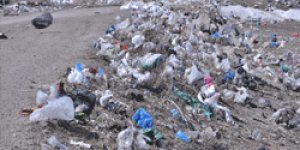 Şiddetli fırtına Kars’ı çöpe çevirdi