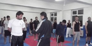 Kağızmanda Muay Thai