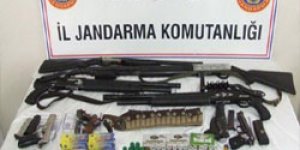 Jandarmadan silah operasyonu