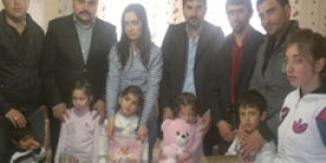 Ak Parti Kars Gençlik Kolları Sevgi Evlerinde