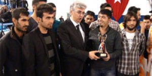 KAÜ’de ödüller sahiplerini buldu