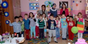 “Minik Eller Minik Yürekler”