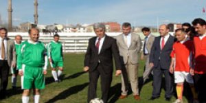 İlk vuruş Tepe’den