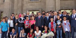 Kağızmanlı öğrenciler TBMM’de