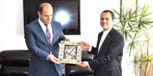 İran konsolosu KAÜ’de