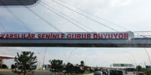 Başbakana Pankartlı Destek