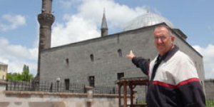 Ulu Cami Kaderine Terk Edildi