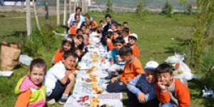 Sultanlar kahvaltıda buluştu