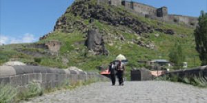 Kars’ta Taş Köprü onarımı