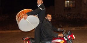 Motolu Ramazan davulcusu