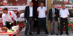 Çiğ Köfteci Bilal usta açıldı