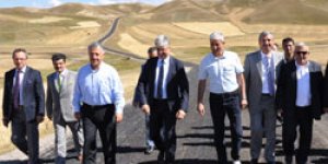 Kars’ın köyleri sıcak asfaltla tanışacak