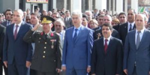 Kars’ın kurtuluşu sönük geçti