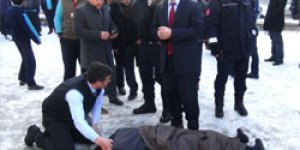 Buzda kayıp düştü