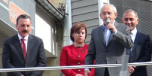 Kılıçdaroğlu,Kars’ta halkı selamladı