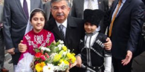 İsmet Yılmaz Kars’ta