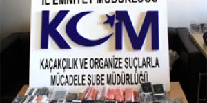 Kaçak cep telefonu operasyonu
