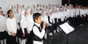Peygamber sevdası ağlattı