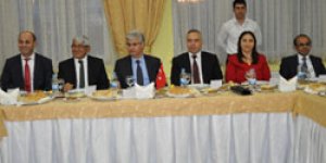 Kars Valisinin Ağlatan Vedası