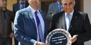 Turnuva Şampiyonları Ödüllerini Aldı