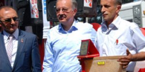 Vali Özdemir Bal Festivalinde