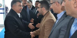 Savunma Bakanı Yılmaz Karsta