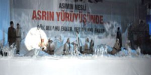 Şehitlerimiz tiyatro oyunuyla canlandırıldı