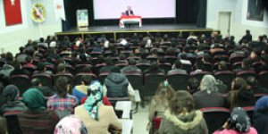 Peygamber sevgisi salona sığmadı