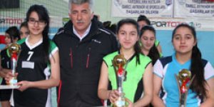 Voleybol Müsabakaları Sone Erdi