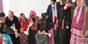 AK Parti Kars Kadın Kolları Kadınlarla