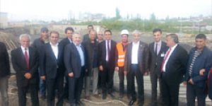 Vekiller Kağızman’da