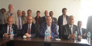 AK Parti Adayları sorun dinledi